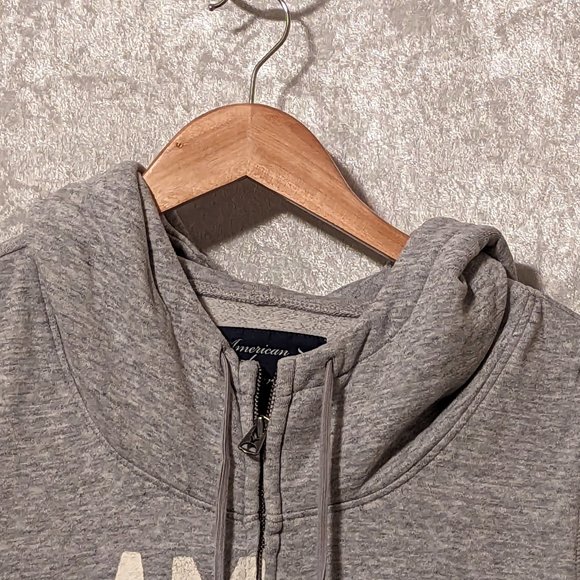 American Eagle Gray Fleece Hooded Jacket EUC - Picture 4 of 7
